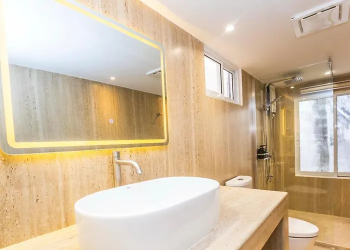 Apartamento 2 Bedroom For 3 Guests In Heart Sathorn With Balcony
